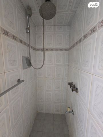 דירה, דרך אבא הלל 38, שכונת גפן, רמת גן