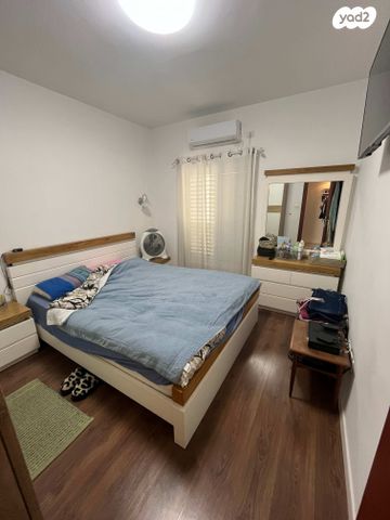 דירה, הרצליה