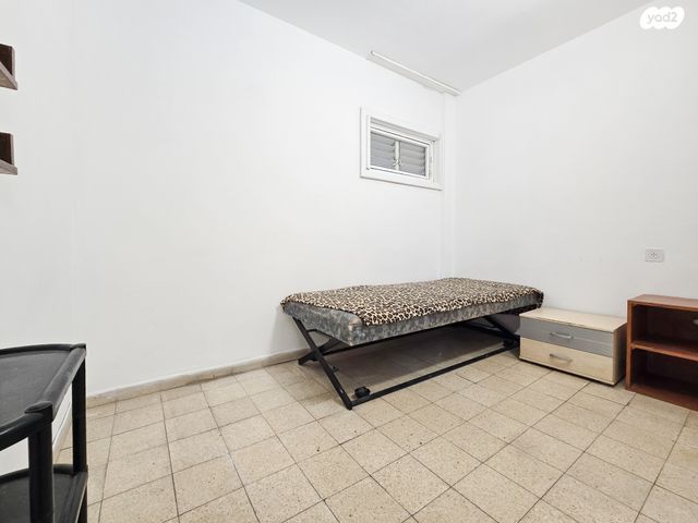 דירה, אלי כהן, רמת הנשיא, בת ים