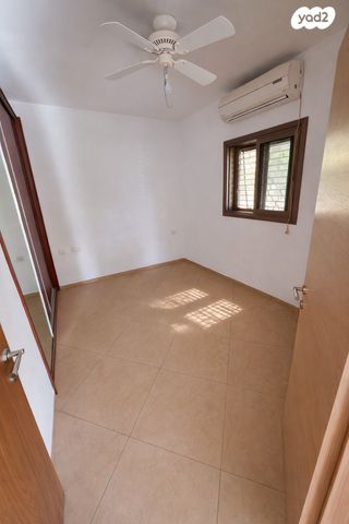 דירה, הזית 3, ניצנה, בת ים