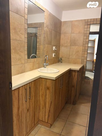 יחידת דיור, אורנית