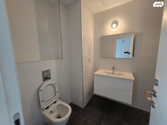 דירה, הצנחנים, נווה שרת, תל אביב יפו