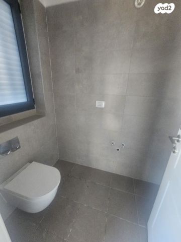 דירה, דניאל, ניצנה, בת ים