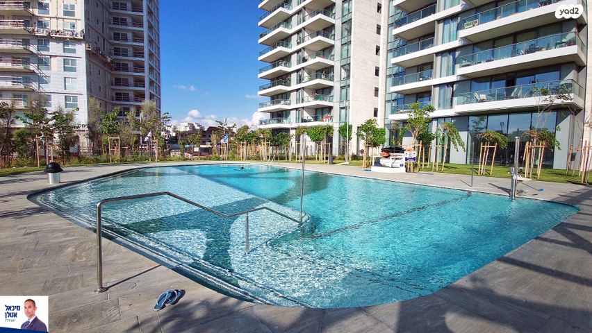 דירה, שדרות רחבעם זאבי 13, גבעת אולגה, חדרה