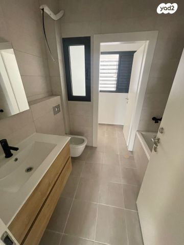 דירה, כרמי הנדיב, אחוזת רוטנר, קרית מלאכי