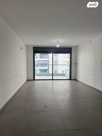 דירה, שדרות גת, הפרחים, קרית גת