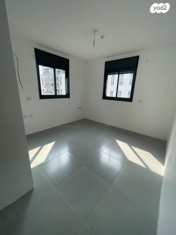 דירה, כרמי הנדיב, אחוזת רוטנר, קרית מלאכי