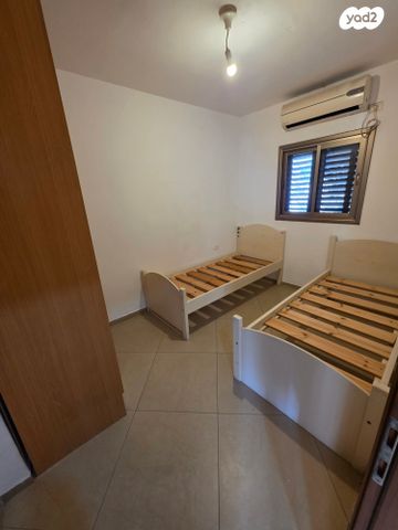 דירה, הזית 3, ניצנה, בת ים