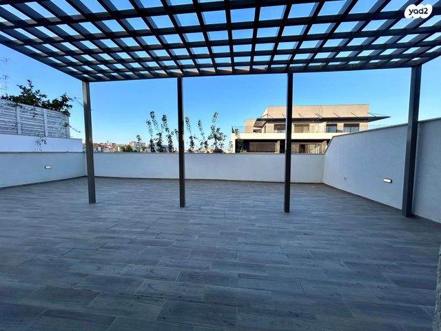 יהודה הימית 25