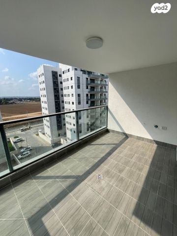 דירה, כרמי הנדיב, אחוזת רוטנר, קרית מלאכי