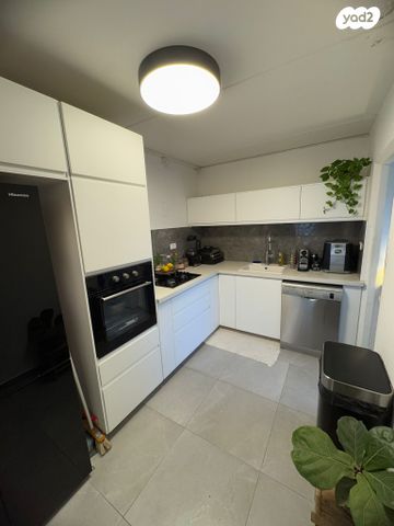 דירה, יהודה אלקלעי 5, נווה אלון, עכו