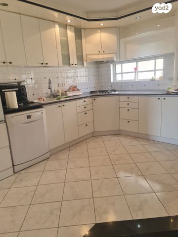 דירה, שדרות קק"ל 4, מוצקין הותיקה, קרית מוצקין