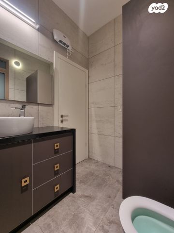 גג/ פנטהאוז, חניתה, נווה שאנן, חיפה