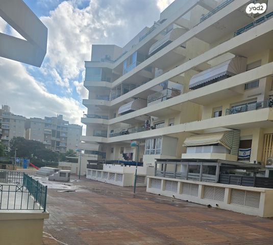 דירת גן, מגידו, נווה אילן, אשקלון