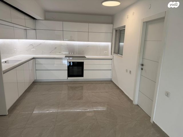 דירה, יוסף פעמוני, תל אביב יפו