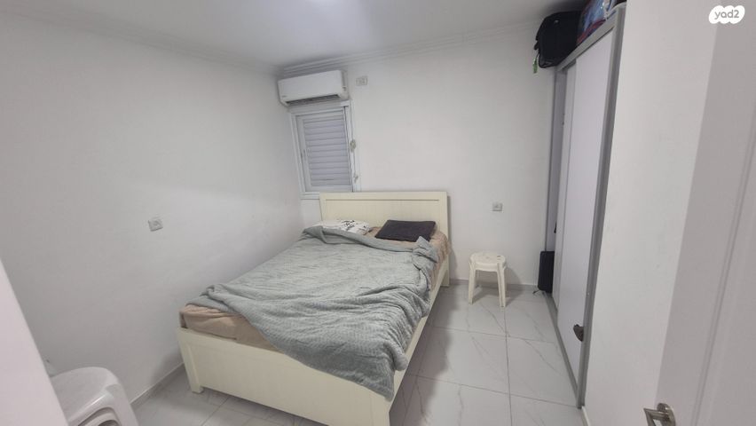 דירה, הנביאים, מחנה יהודה, פתח תקווה