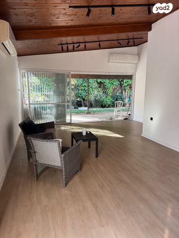 בית פרטי/ קוטג', הראל, רמת חן, רמת גן