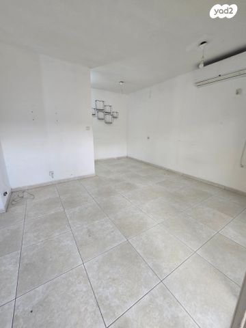 דירת גן, מגידו, נווה אילן, אשקלון