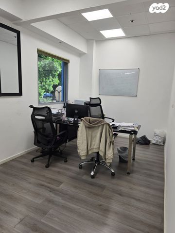 משרדים, מודיעין מכבים רעות