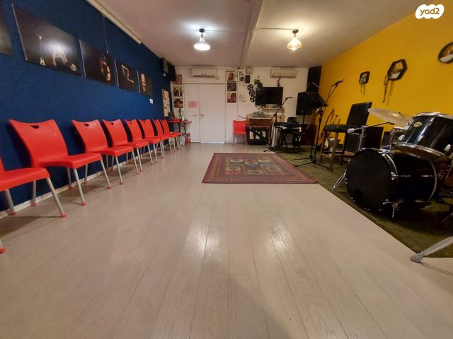 חנויות/ שטח מסחרי, יצחק שדה 37, מונטיפיורי, הרכבת, תל אביב יפו