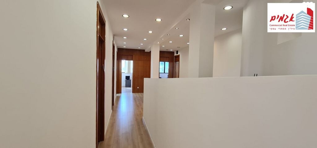 משרדים, רמת גן