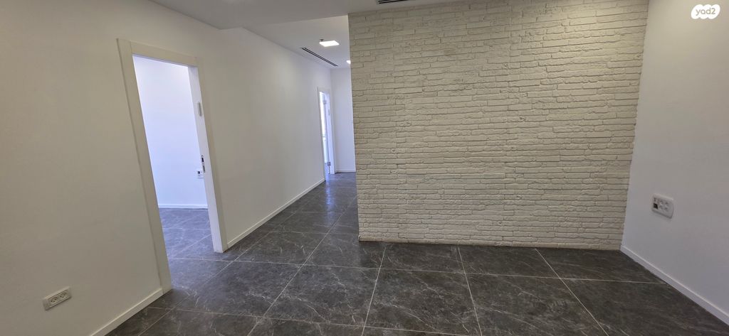 משרדים, דרך מנחם בגין, נווה שאנן, תל אביב יפו
