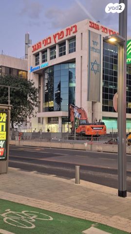 חנויות/ שטח מסחרי, המסגר, מונטיפיורי, הרכבת, תל אביב יפו