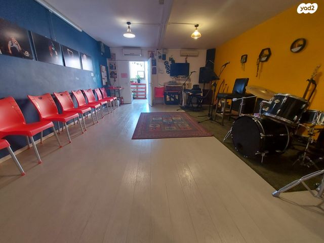 חנויות/ שטח מסחרי, יצחק שדה 37, מונטיפיורי, הרכבת, תל אביב יפו