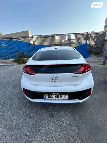 יונדאי איוניק