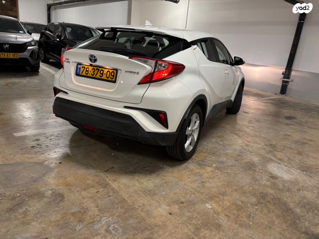 טויוטה C-HR