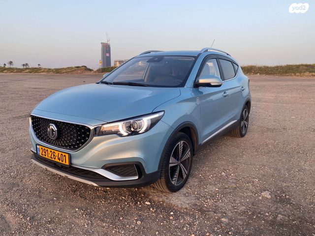 מודעת רכב אם ג'י ZS