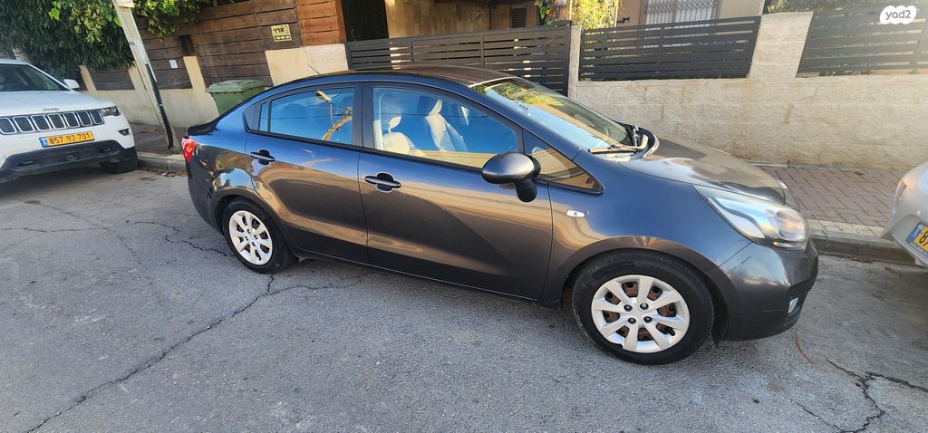 מודעת רכב קיה ריו