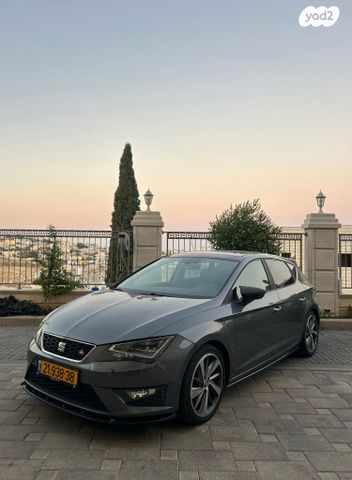 מודעת רכב סיאט לאון