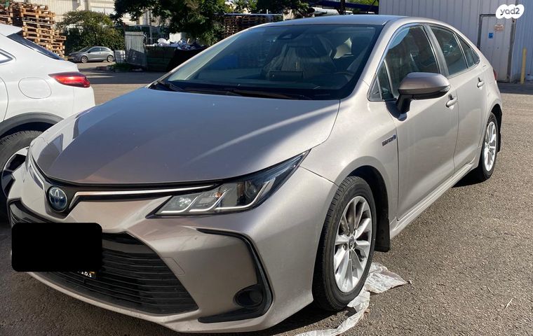 טויוטה קורולה