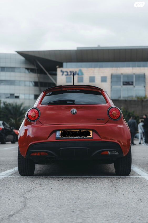 אלפא רומיאו מיטו