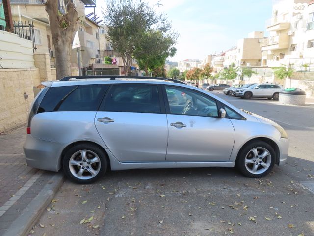 מיצובישי גרנדיס