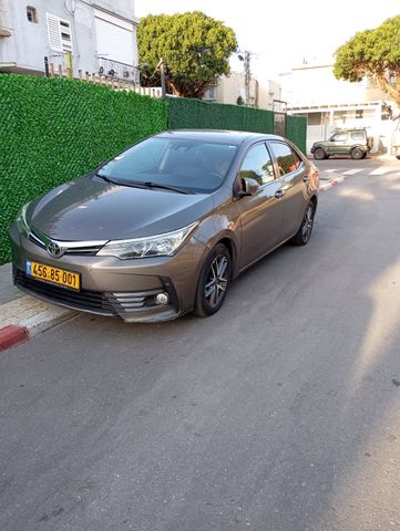 מודעת רכב טויוטה קורולה