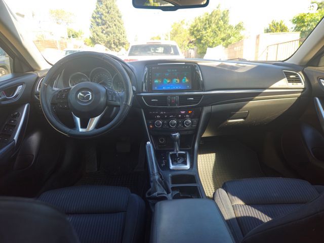 מודעת רכב מאזדה 6