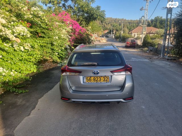 טויוטה אוריס