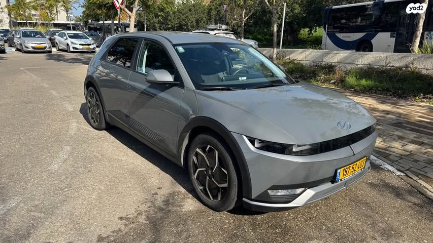 יונדאי איוניק 5