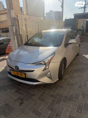 מודעת רכב טויוטה פריוס