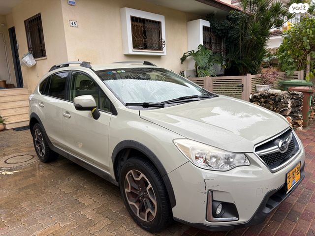 מודעת רכב סובארו XV