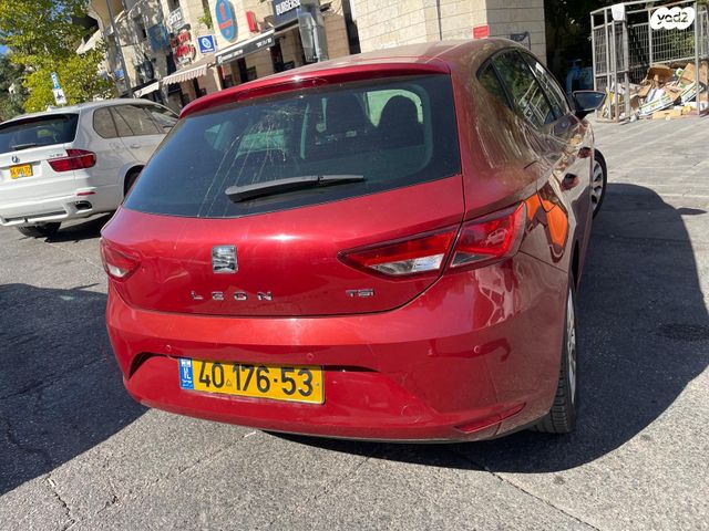 מודעת רכב סיאט לאון