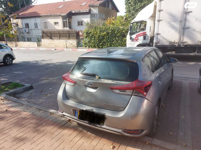 טויוטה אוריס