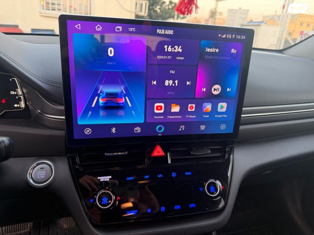 יונדאי איוניק