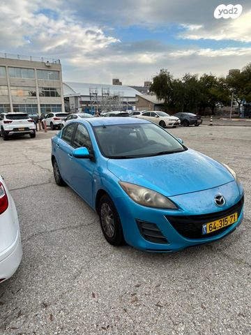 מודעת רכב מאזדה 3