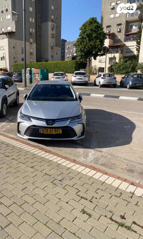 טויוטה קורולה