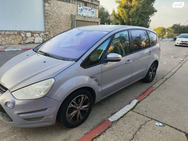 מודעת רכב פורד S-מקס