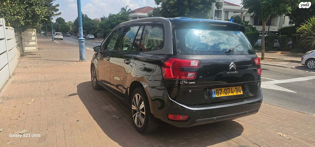 מודעת רכב סיטרואן C4 פיקאסו