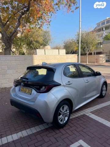 מודעת רכב טויוטה יאריס